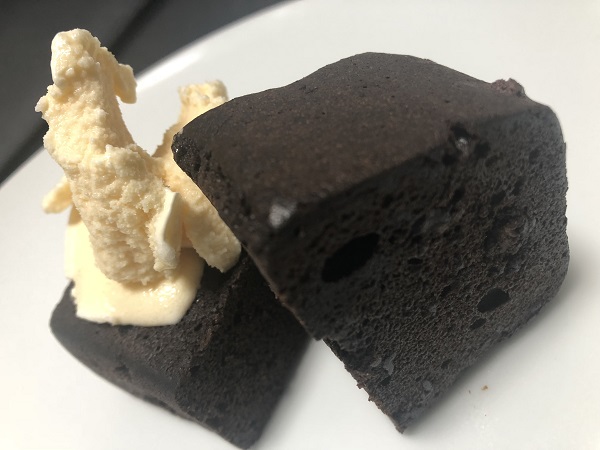 ファミリーマート 厚切りチョコケーキ 単身赴任 食 ブログ
